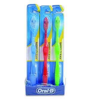 Oral-B Shiny Clean Toothbrush